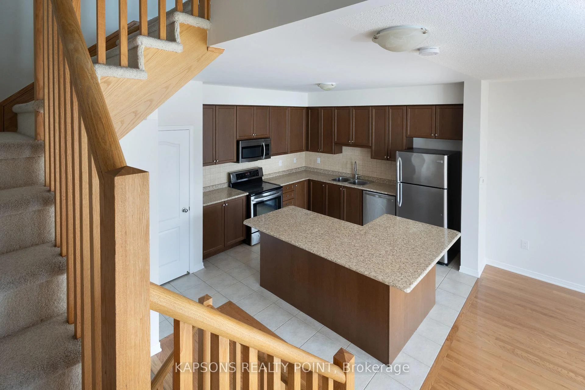Photo 34 of 43 Waterville Way, Caledon, Rural Caledon — HOMEH