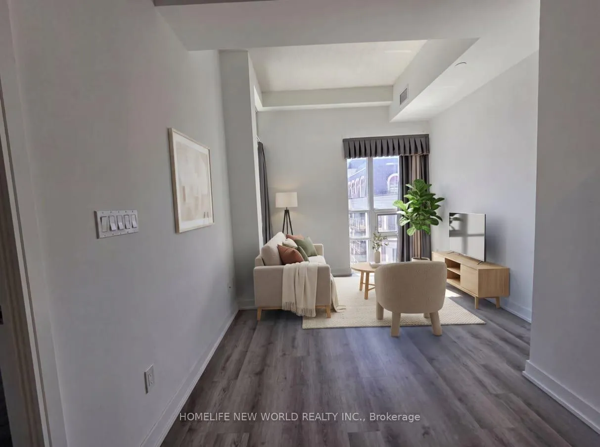 Front of Unit 710, 621 Sheppard Avenue E