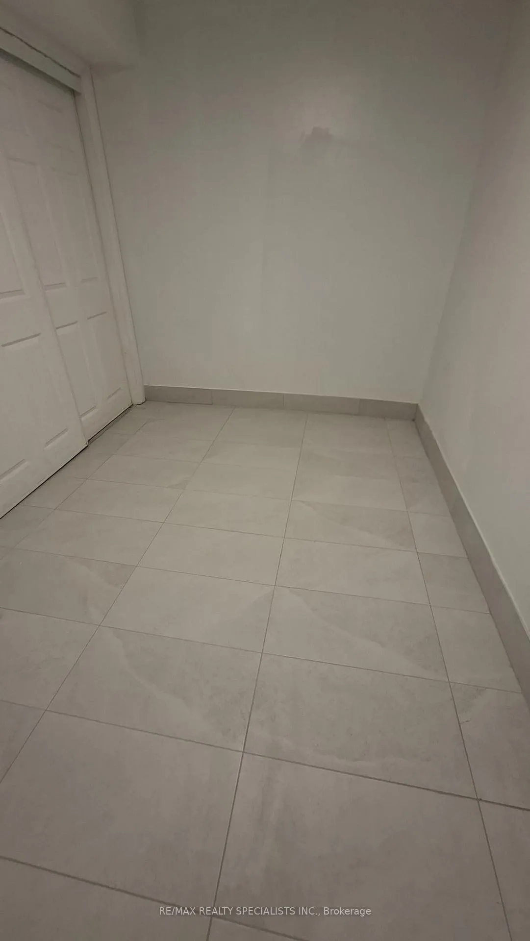 Photo 5 of Unit LOWER, 225 Waverly Street S, Oshawa, Vanier — HOMEH