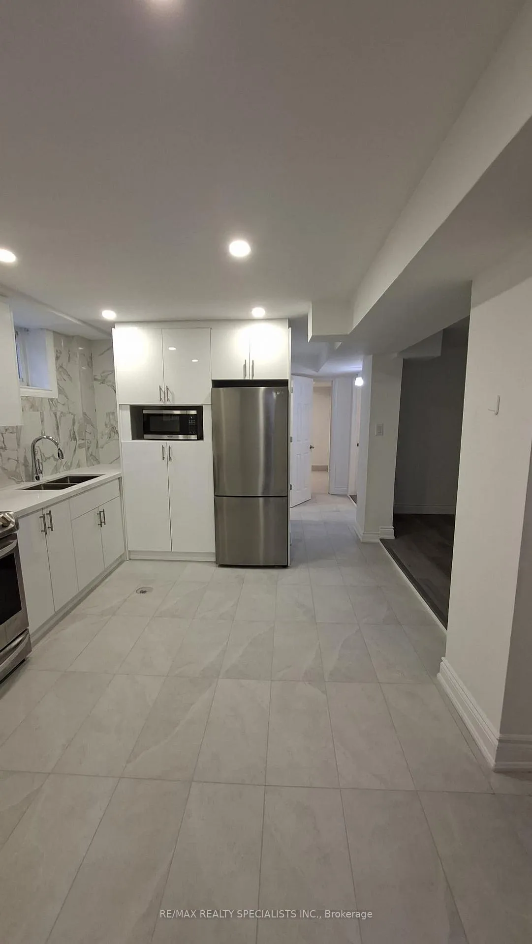 Photo 10 of Unit LOWER, 225 Waverly Street S, Oshawa, Vanier — HOMEH