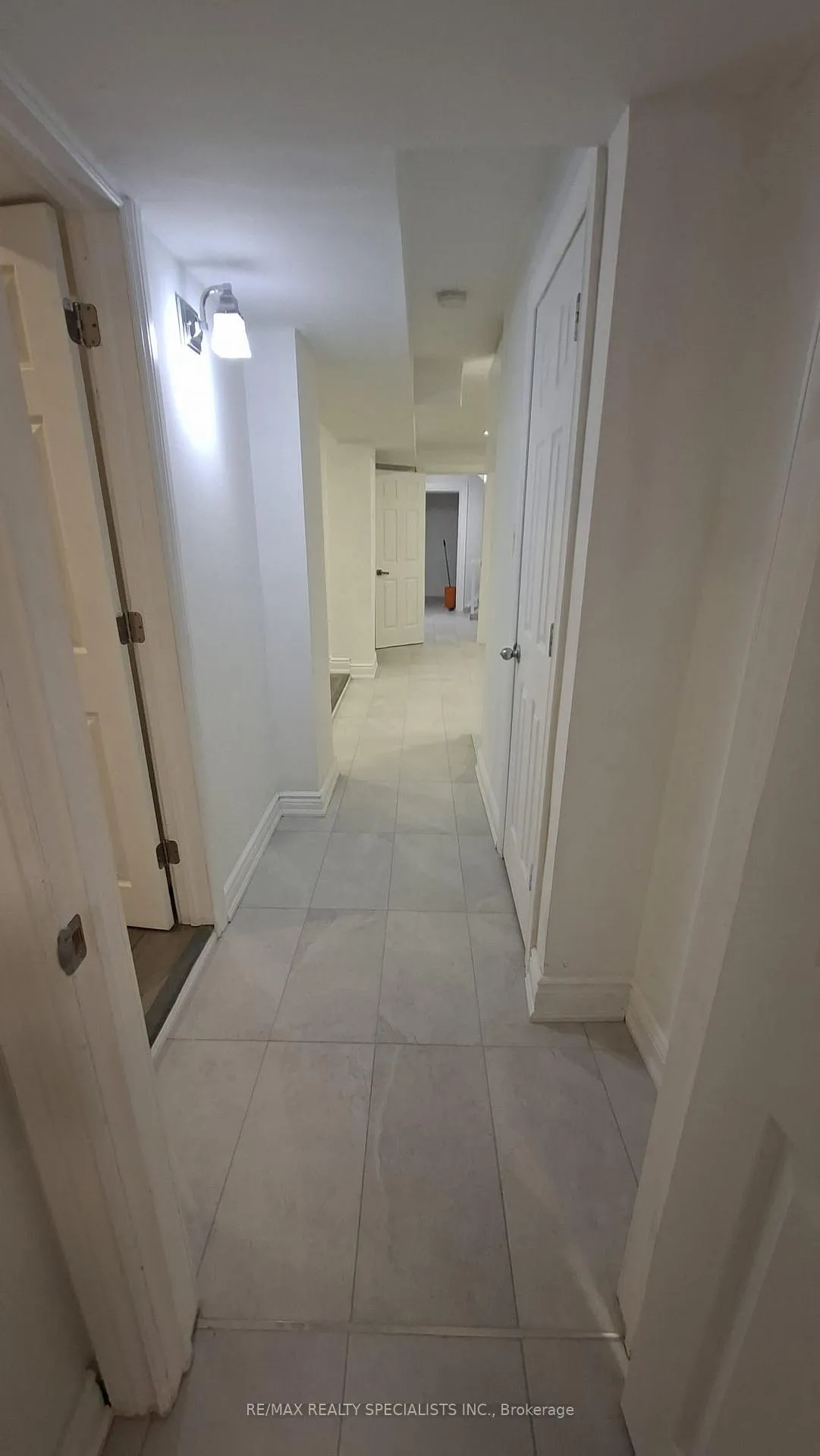 Photo 17 of Unit LOWER, 225 Waverly Street S, Oshawa, Vanier — HOMEH