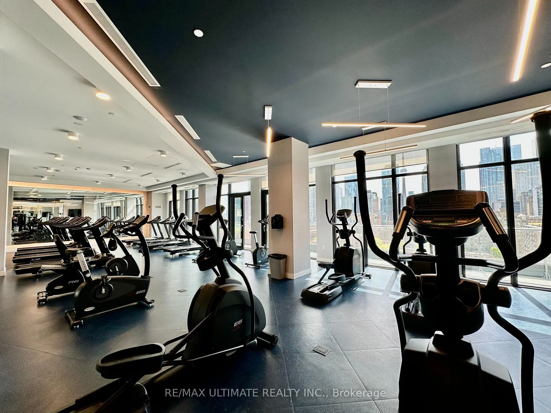 Photo 5 of Unit 442, 60 Princess Street, Toronto, Waterfront Communities — HOMEH