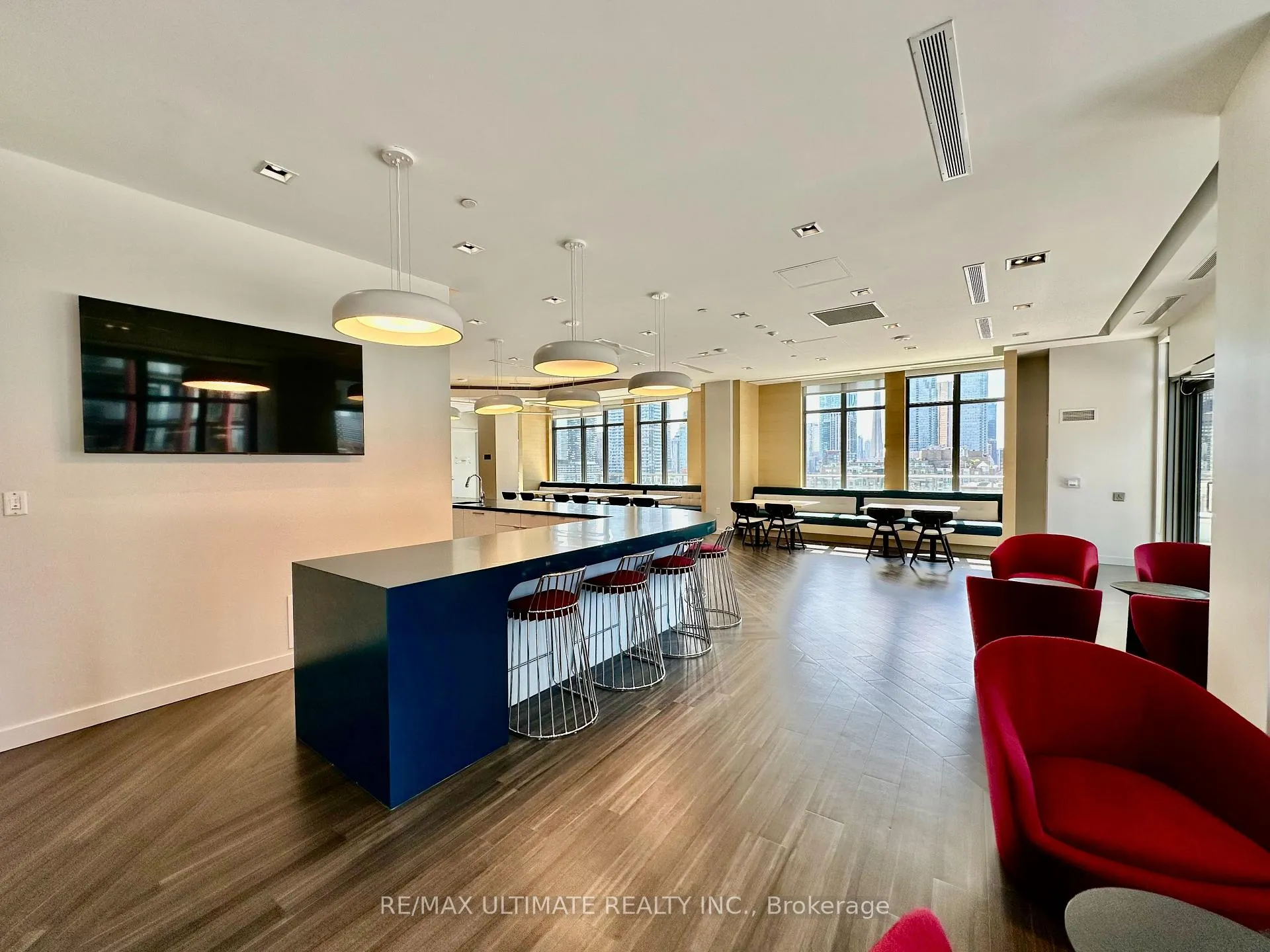 Photo 12 of Unit 442, 60 Princess Street, Toronto, Waterfront Communities — HOMEH