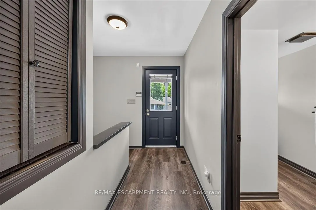 Photo 22 of 184 London Street N, Hamilton, Crown Point — HOMEH