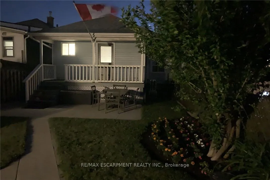 Photo 30 of 184 London Street N, Hamilton, Crown Point — HOMEH