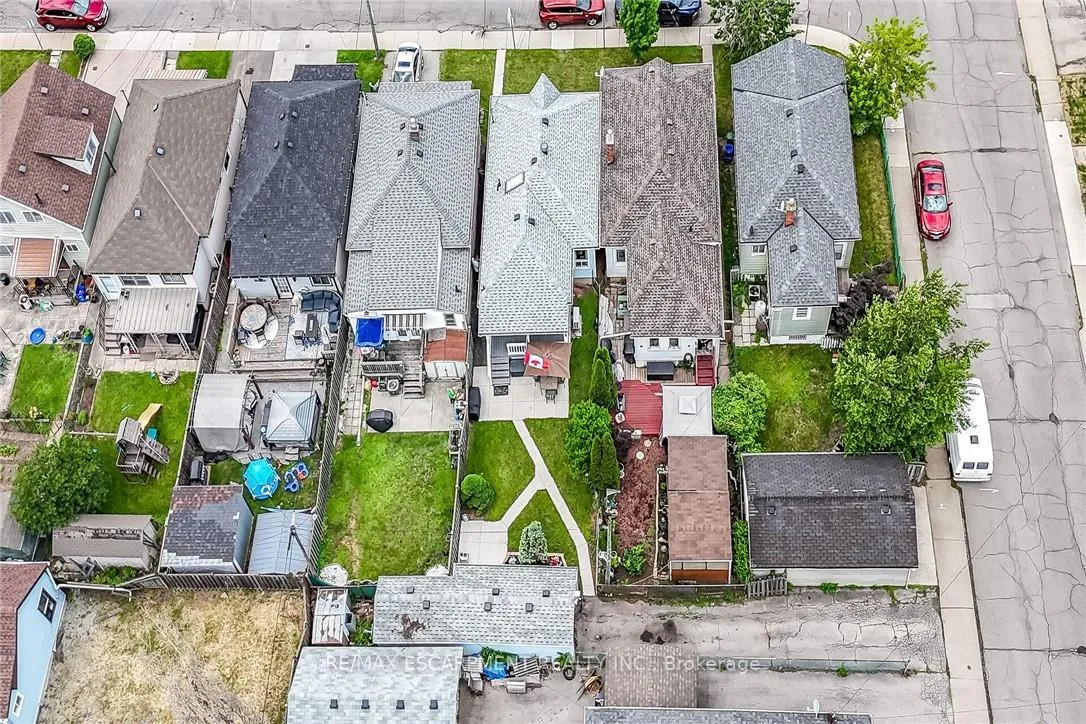 Photo 40 of 184 London Street N, Hamilton, Crown Point — HOMEH