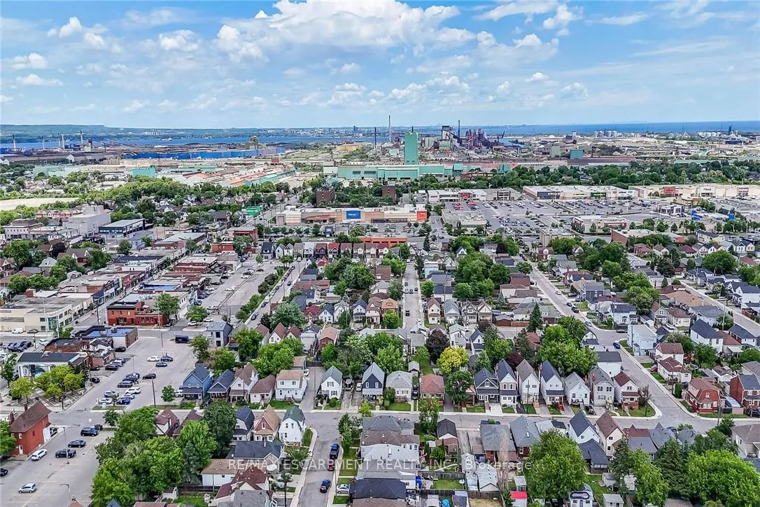 Photo 43 of 184 London Street N, Hamilton, Crown Point — HOMEH