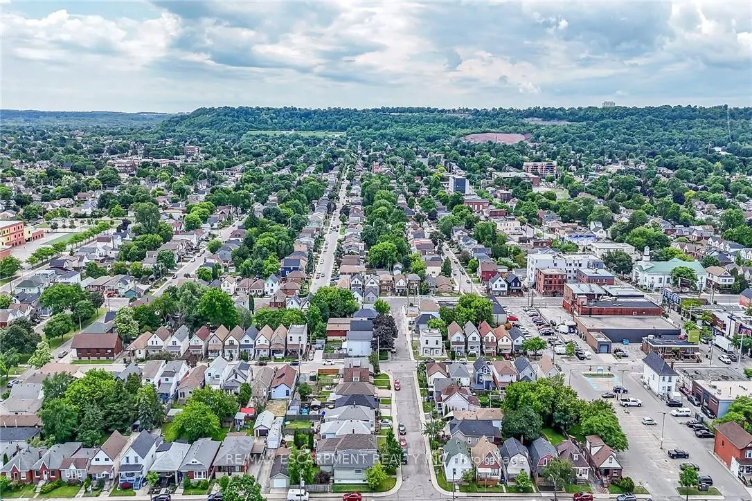 Photo 45 of 184 London Street N, Hamilton, Crown Point — HOMEH