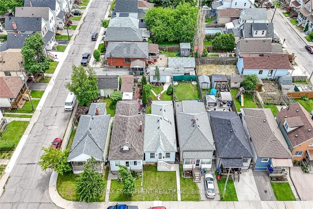 Photo 46 of 184 London Street N, Hamilton, Crown Point — HOMEH