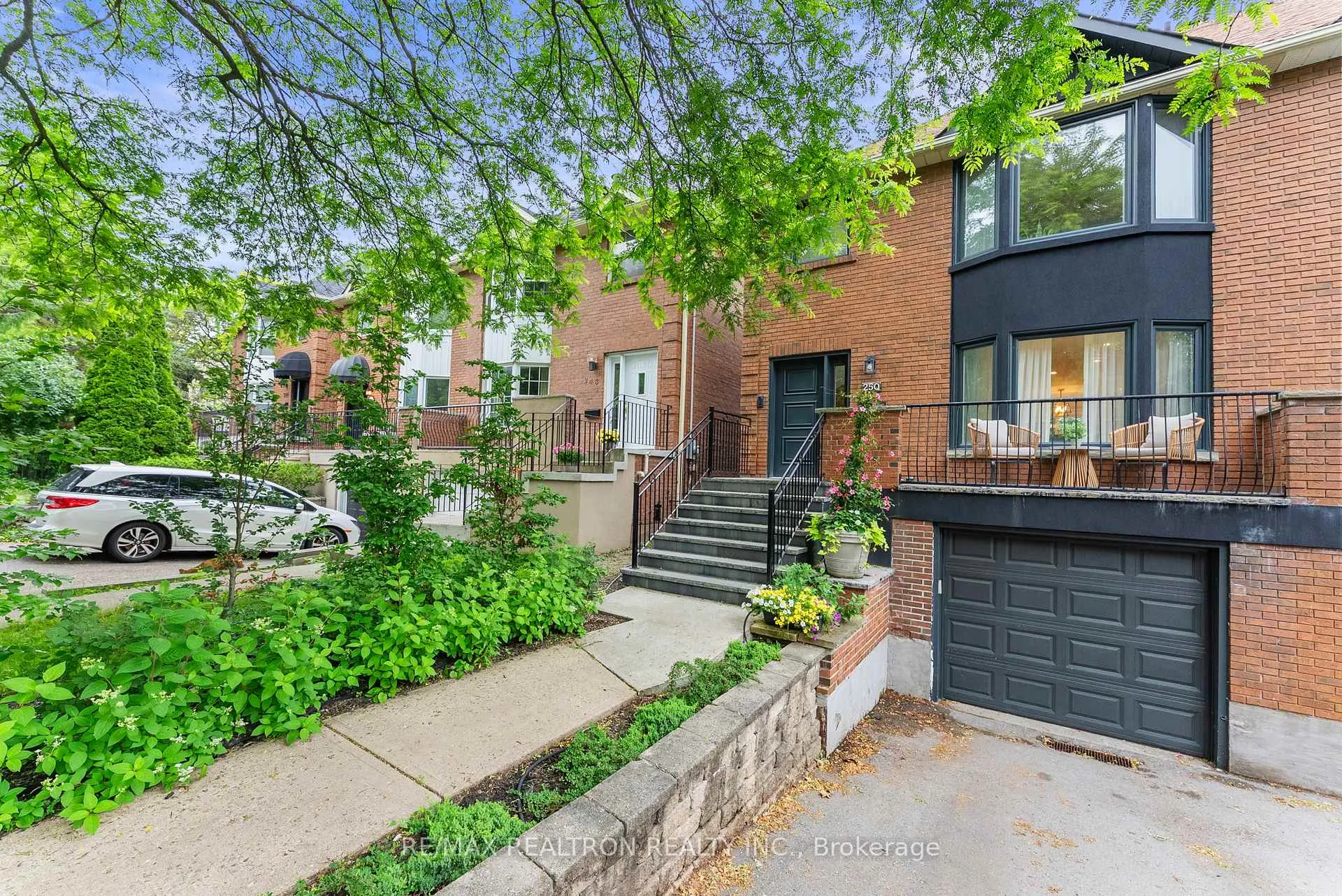 Photo 4 of 250 Glenforest Road, Toronto, Lawrence Park North — HOMEH
