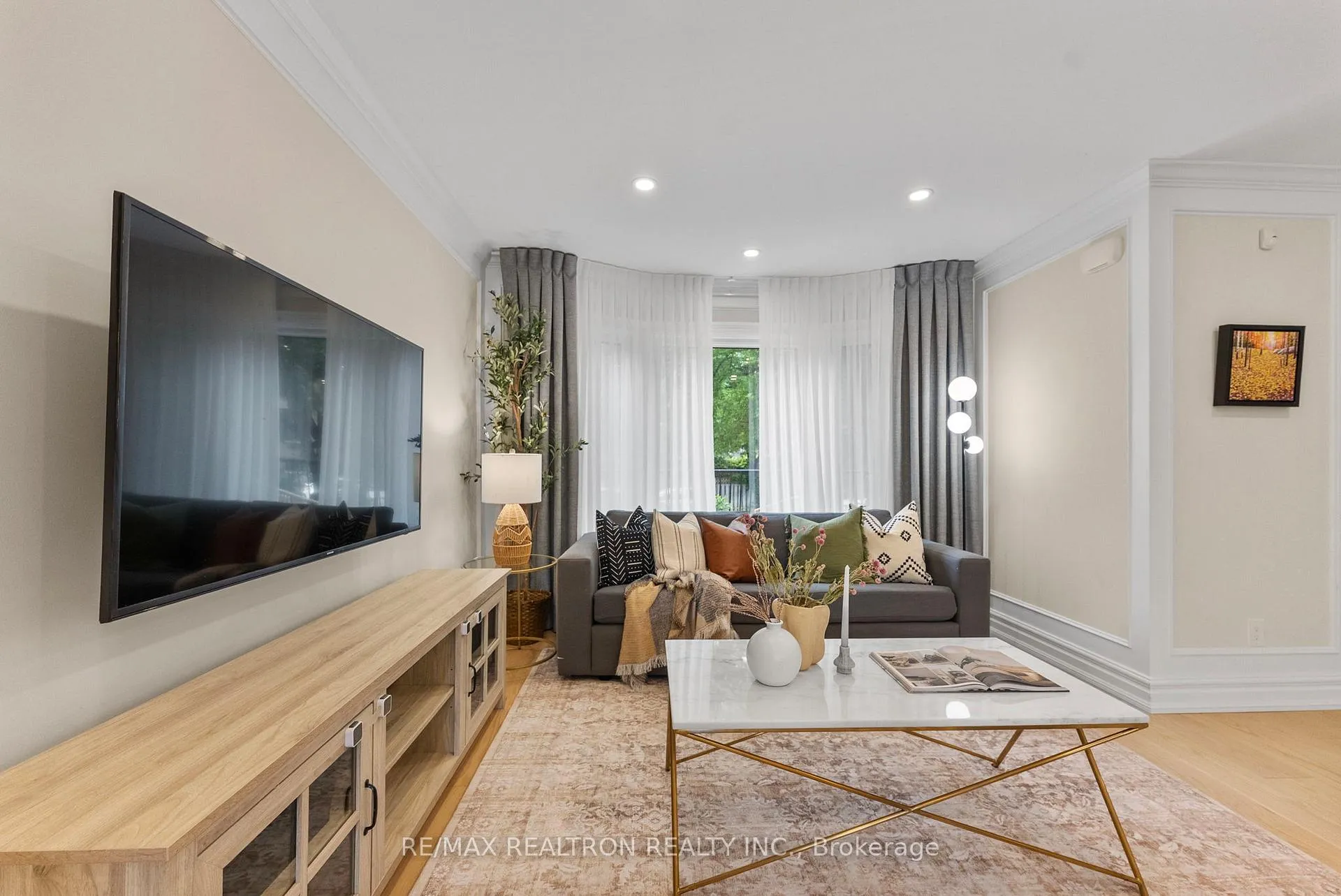 Photo 9 of 250 Glenforest Road, Toronto, Lawrence Park North — HOMEH