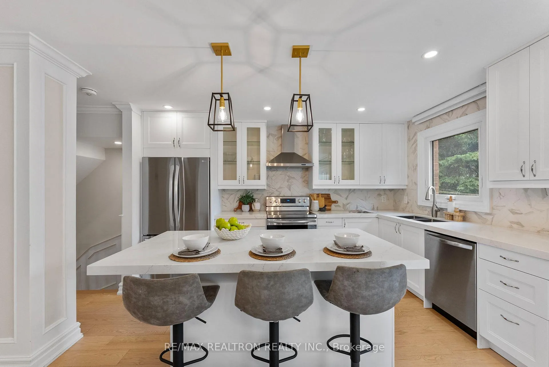 Photo 13 of 250 Glenforest Road, Toronto, Lawrence Park North — HOMEH