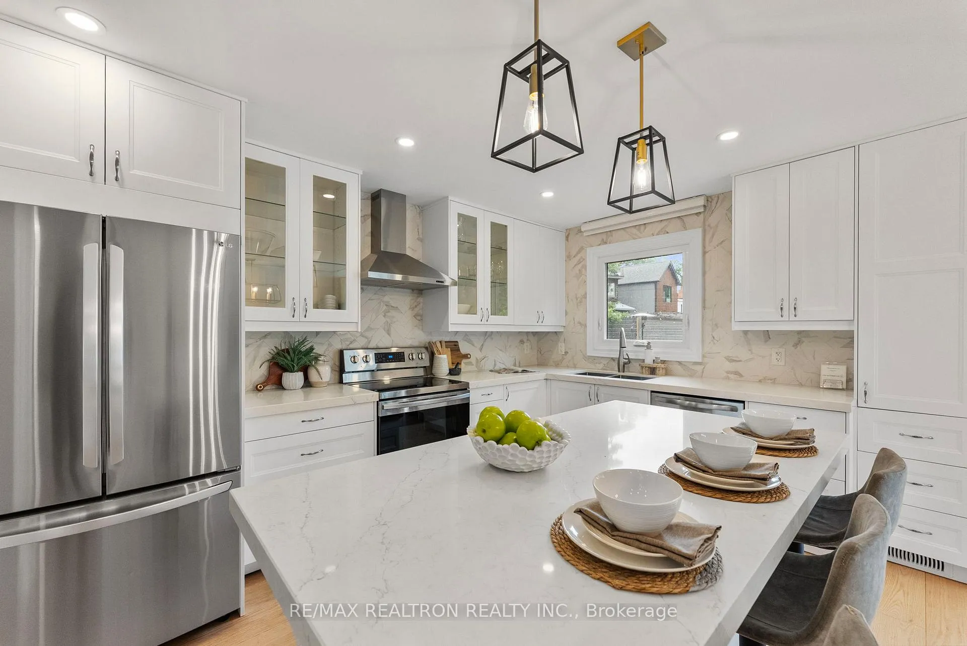 Photo 14 of 250 Glenforest Road, Toronto, Lawrence Park North — HOMEH