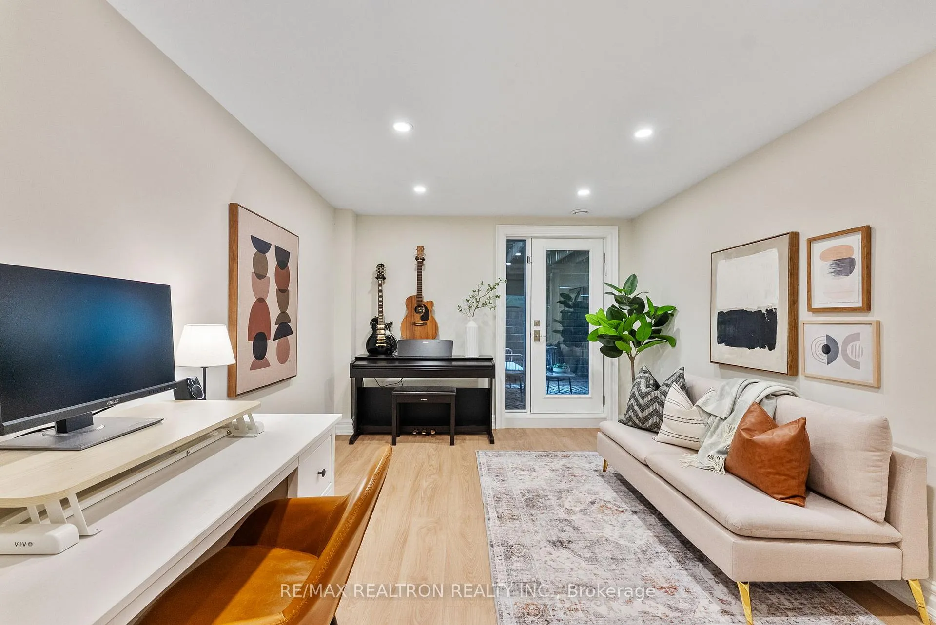 Photo 30 of 250 Glenforest Road, Toronto, Lawrence Park North — HOMEH