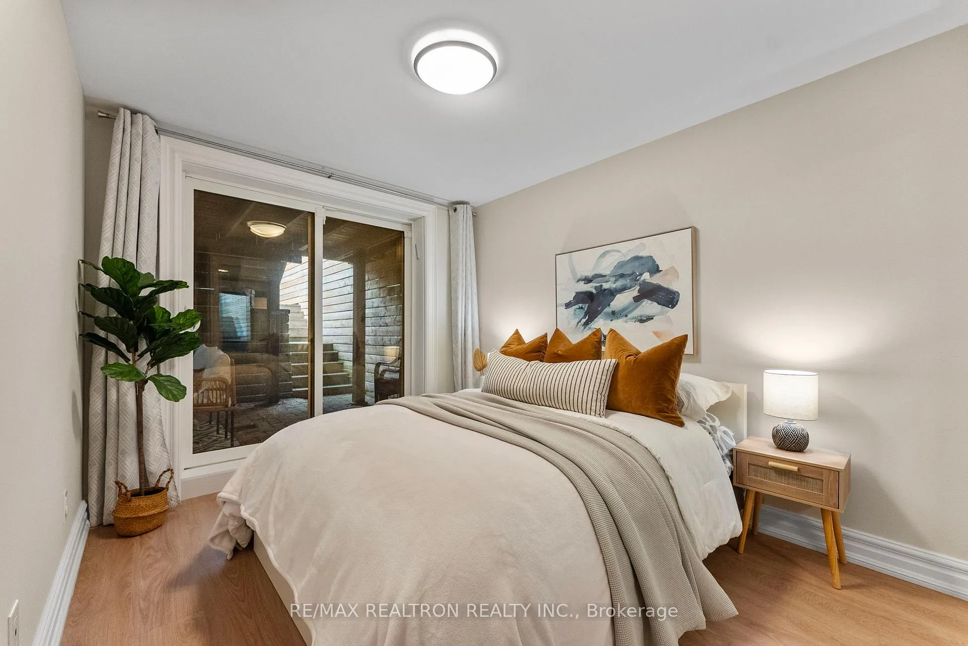 Photo 33 of 250 Glenforest Road, Toronto, Lawrence Park North — HOMEH