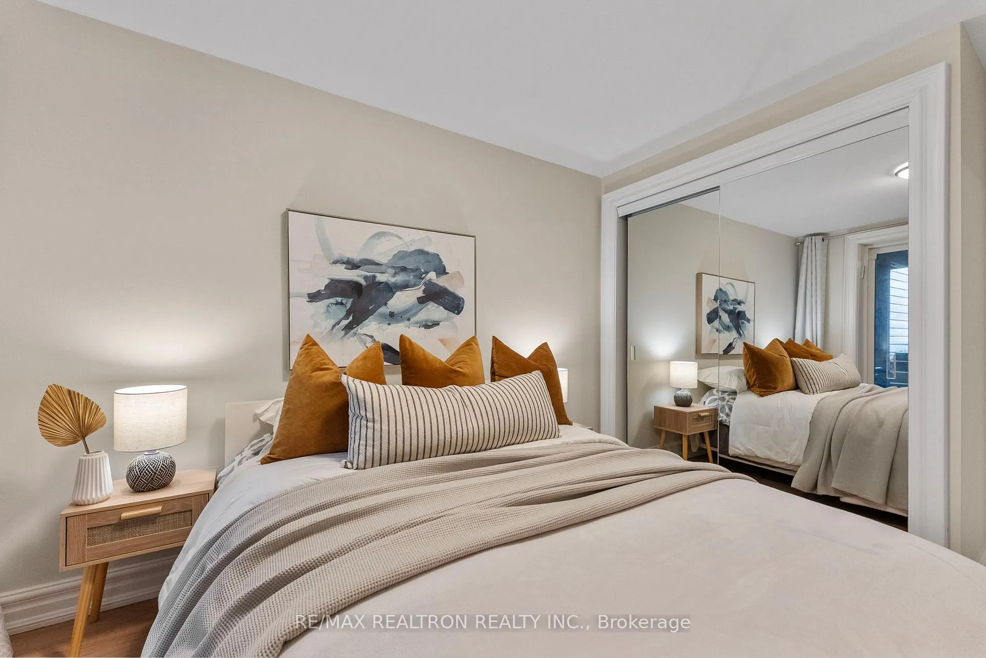 Photo 34 of 250 Glenforest Road, Toronto, Lawrence Park North — HOMEH