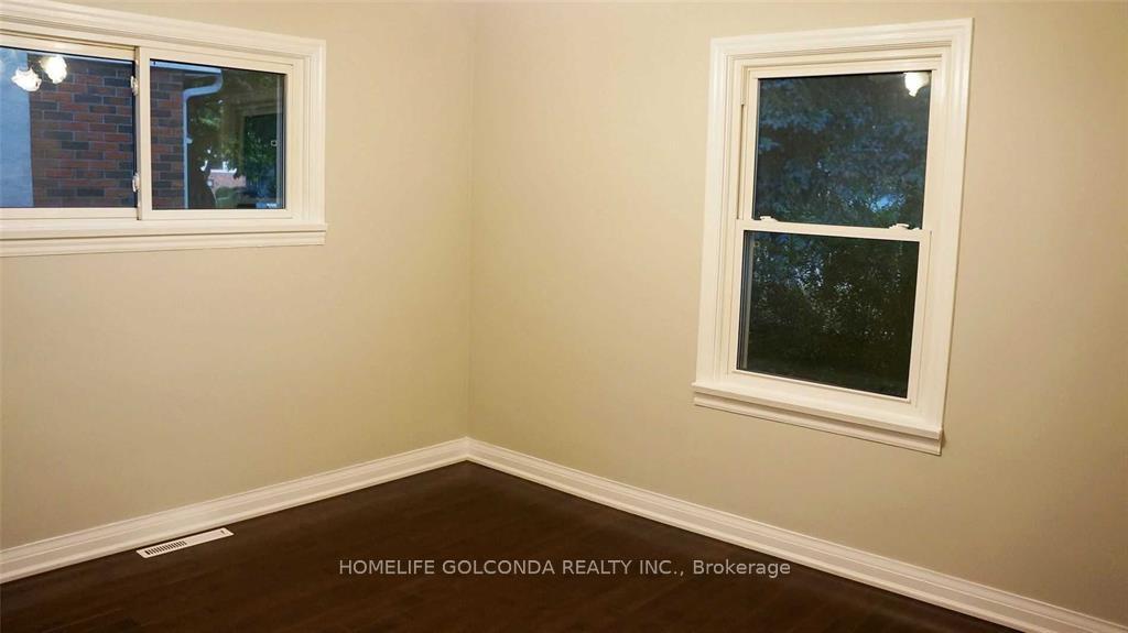 Photo 19 of 55 Nelson Street, Barrie, Codrington — HOMEH