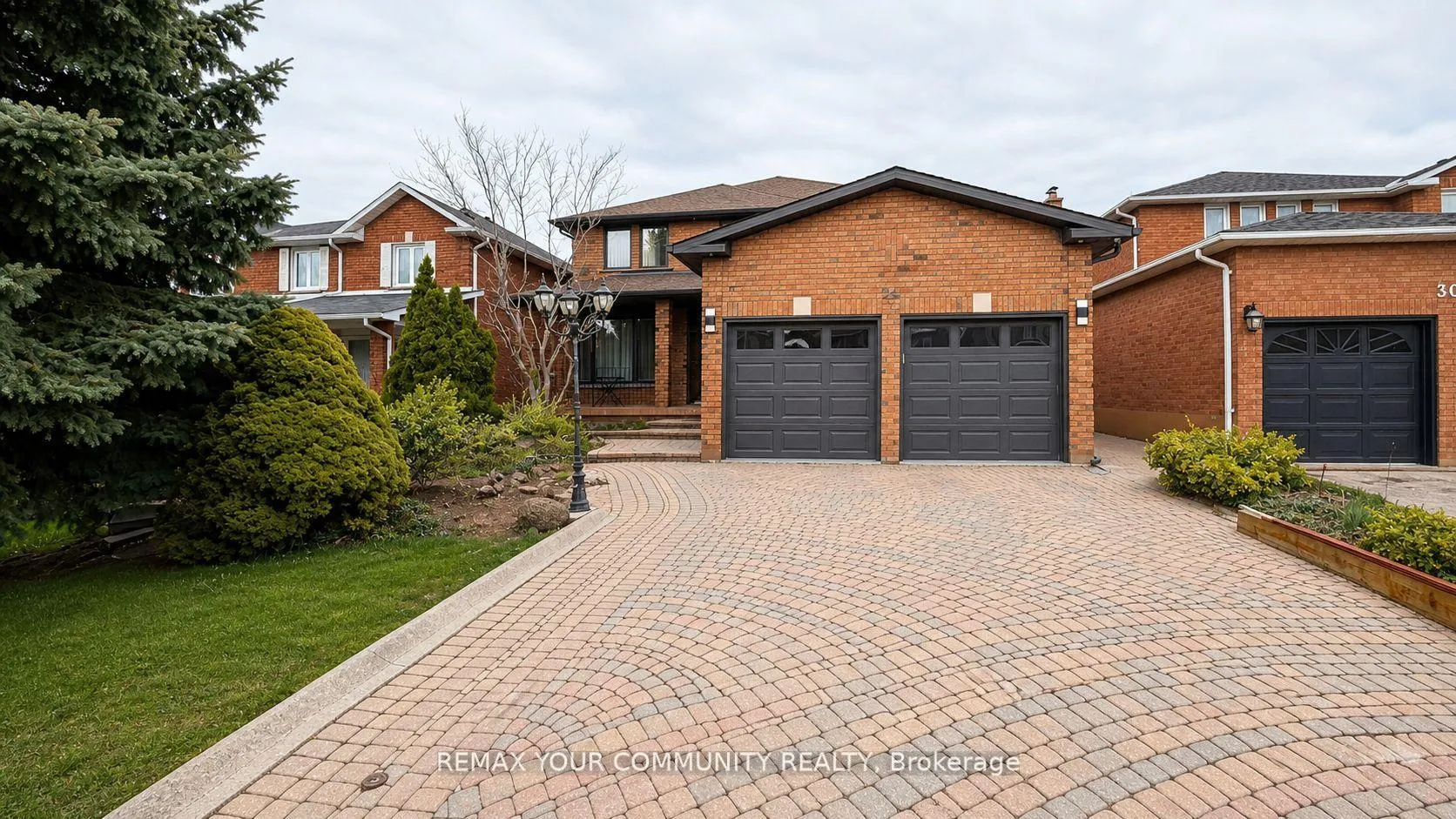 Photo 1 of Unit Lower, 24 Foxhill Drive, Vaughan, Maple — HOMEH