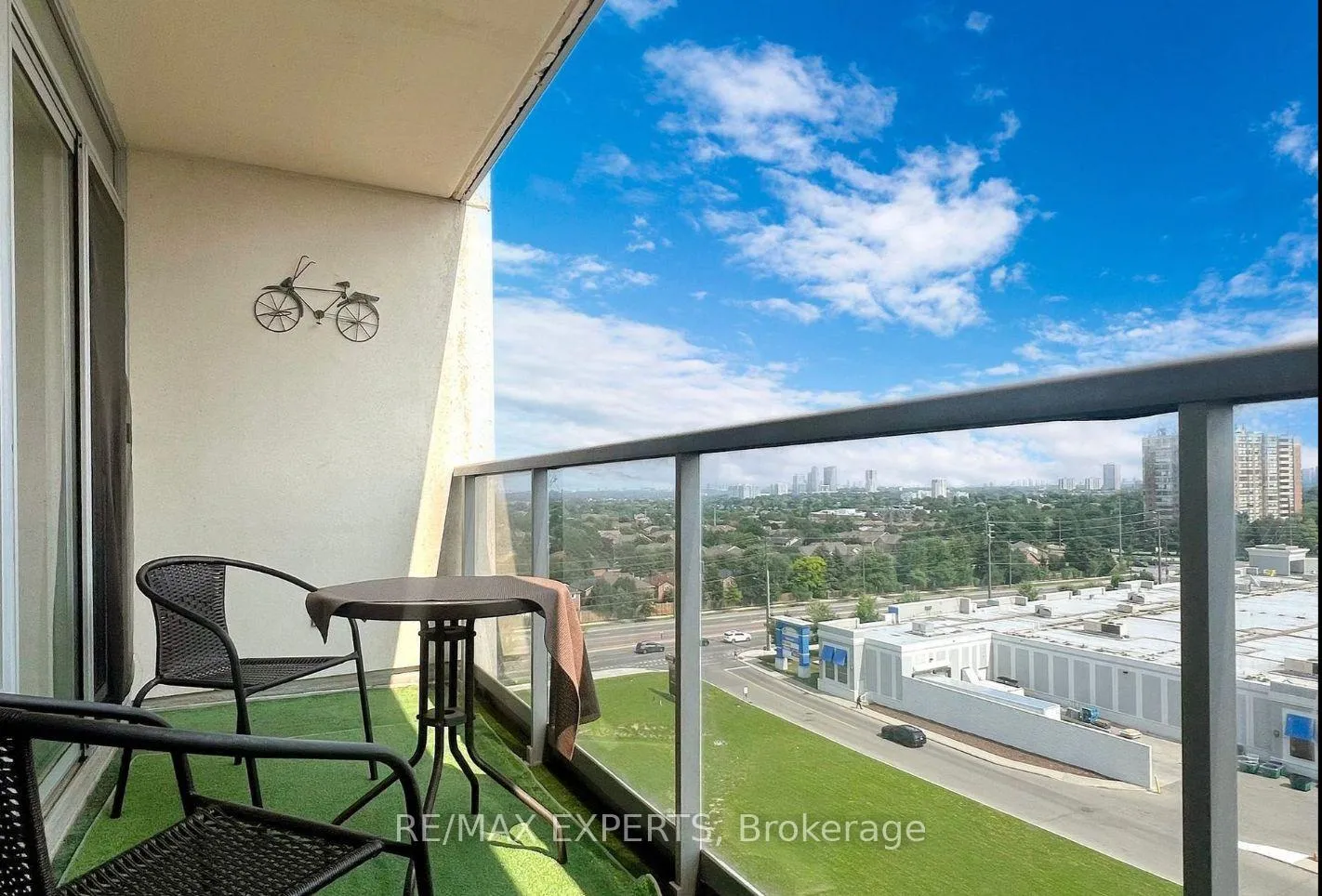 Photo 15 of Unit 1012, 7 North Park Road, Vaughan, Beverley Glen — HOMEH