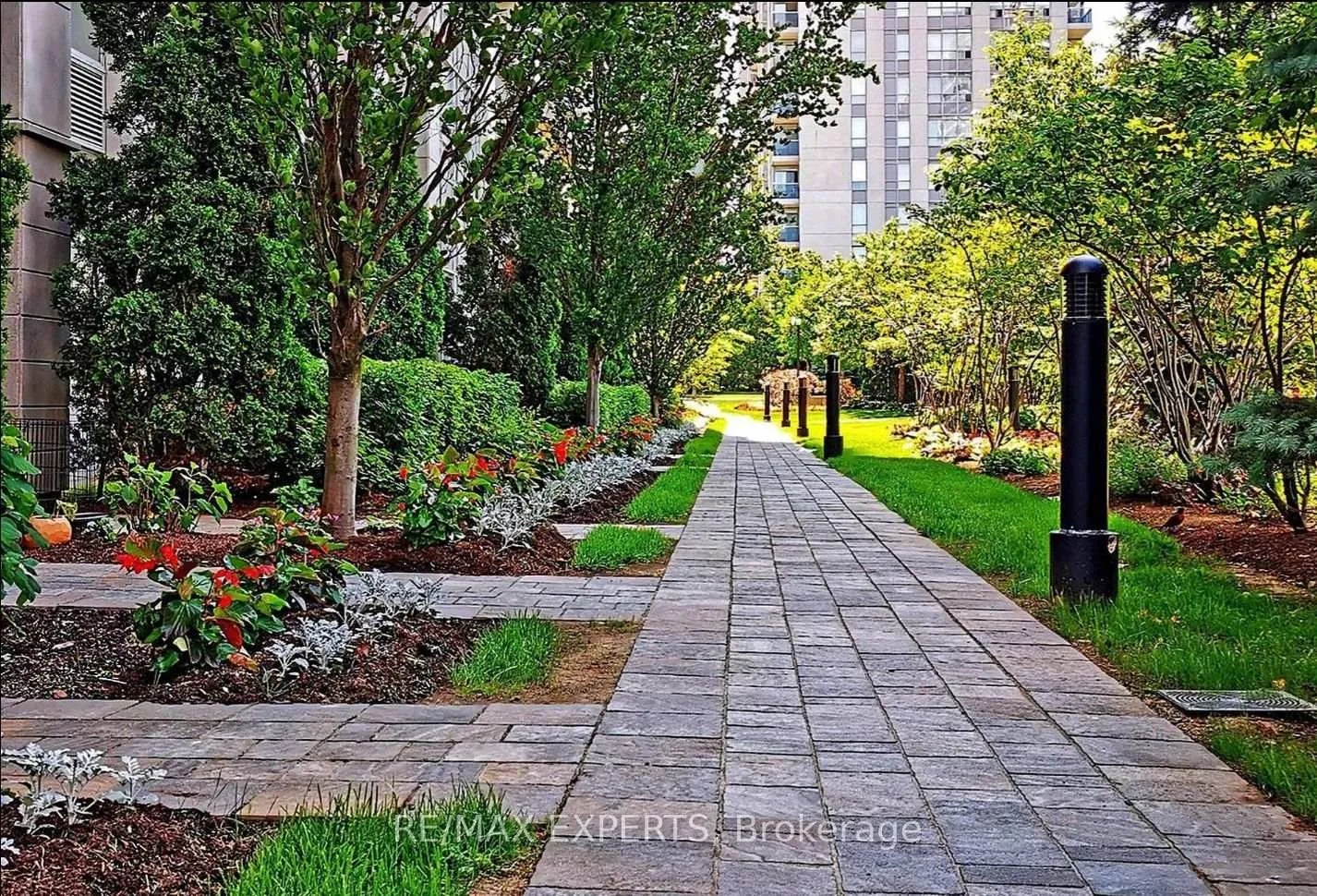 Photo 24 of Unit 1012, 7 North Park Road, Vaughan, Beverley Glen — HOMEH