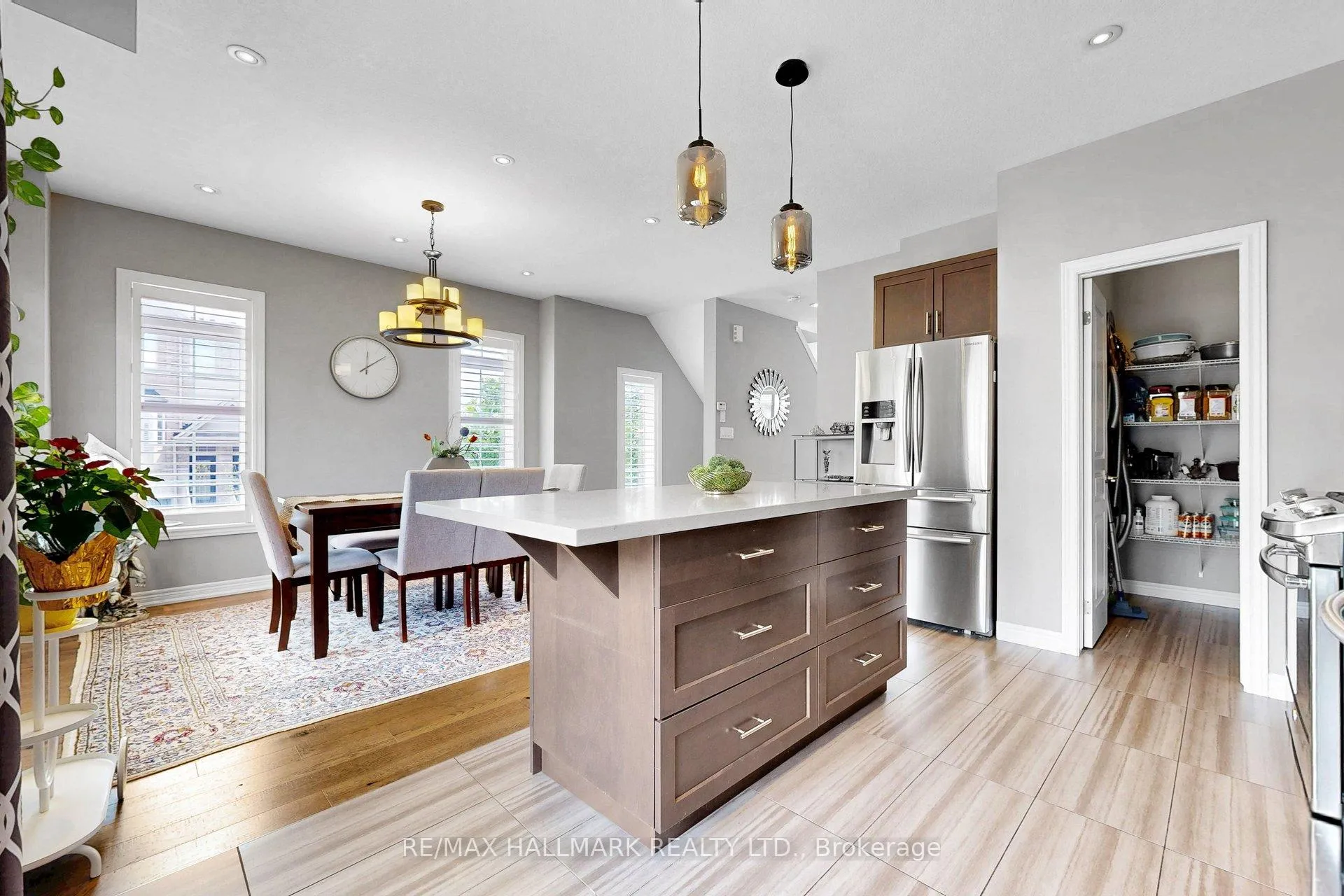 Photo 12 of Unit 14, 215 Dundas Street E, Hamilton, Waterdown — HOMEH