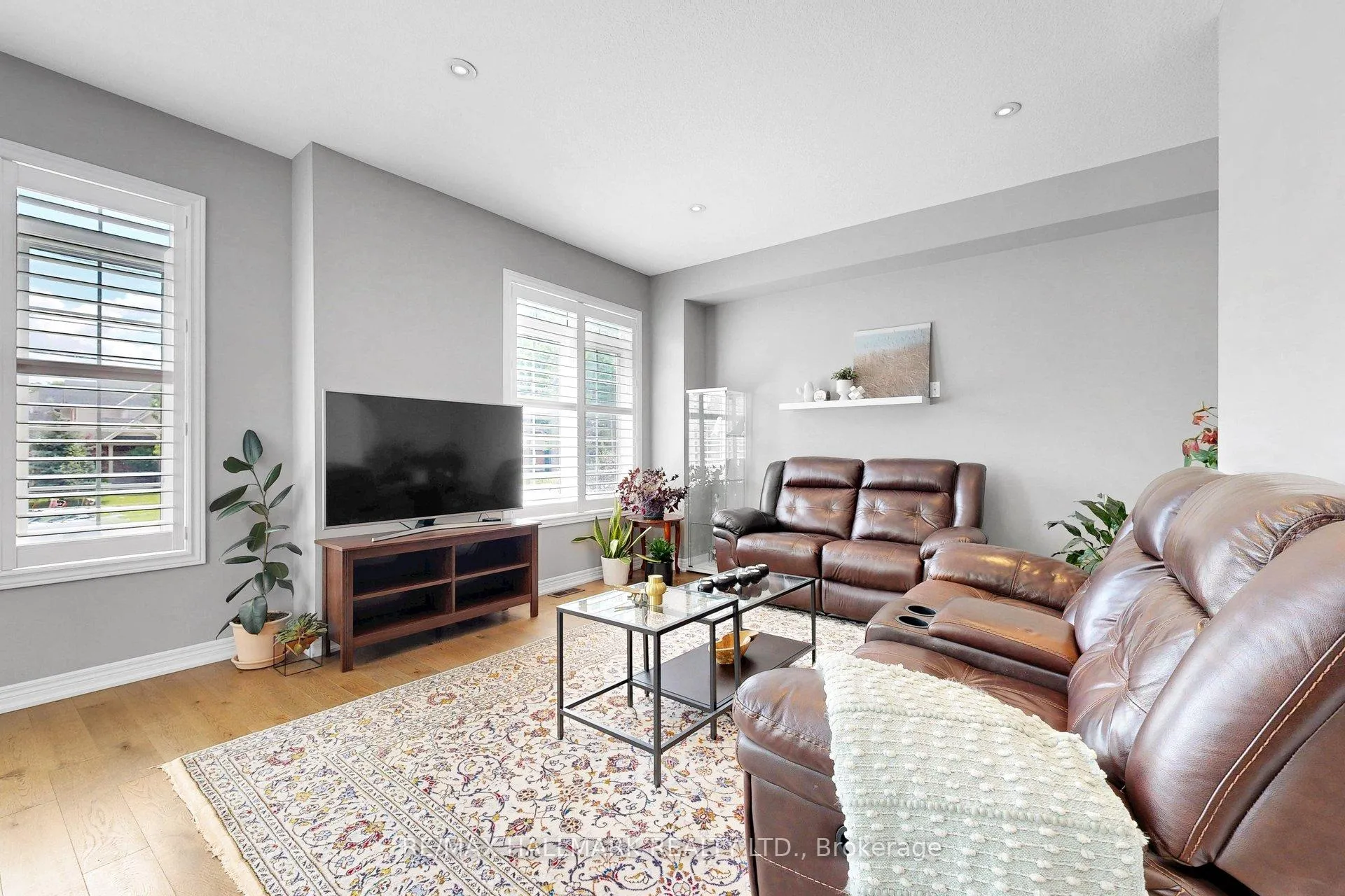 Photo 14 of Unit 14, 215 Dundas Street E, Hamilton, Waterdown — HOMEH