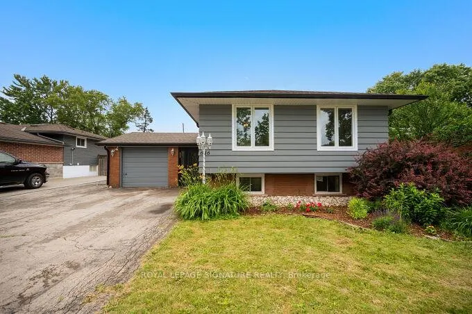 Photo 3 of 646 Blue Forest Hill, Burlington, Appleby — HOMEH
