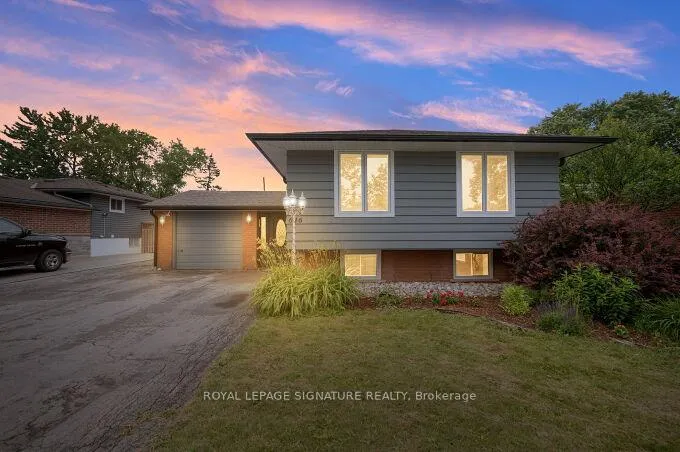 Photo 4 of 646 Blue Forest Hill, Burlington, Appleby — HOMEH