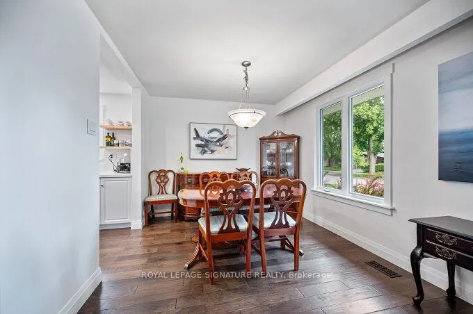 Photo 14 of 646 Blue Forest Hill, Burlington, Appleby — HOMEH