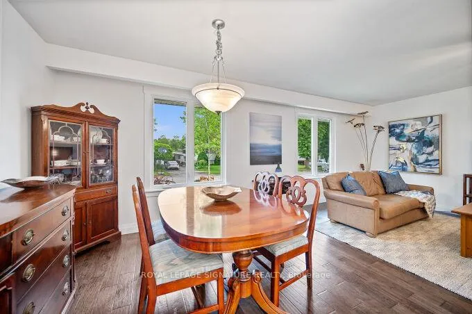 Photo 16 of 646 Blue Forest Hill, Burlington, Appleby — HOMEH