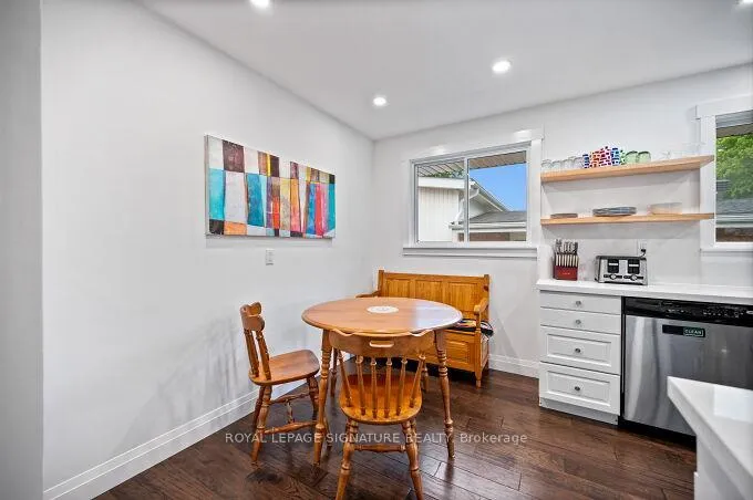 Photo 20 of 646 Blue Forest Hill, Burlington, Appleby — HOMEH