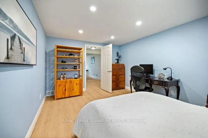 Photo 34 of 646 Blue Forest Hill, Burlington, Appleby — HOMEH
