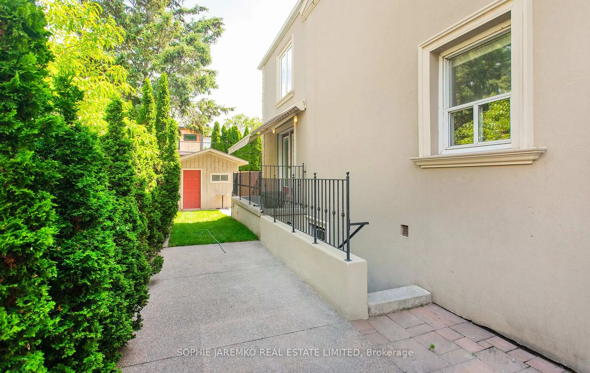 Photo 20 of 33 Sun Valley Drive, Toronto, Lambton Baby Point — HOMEH
