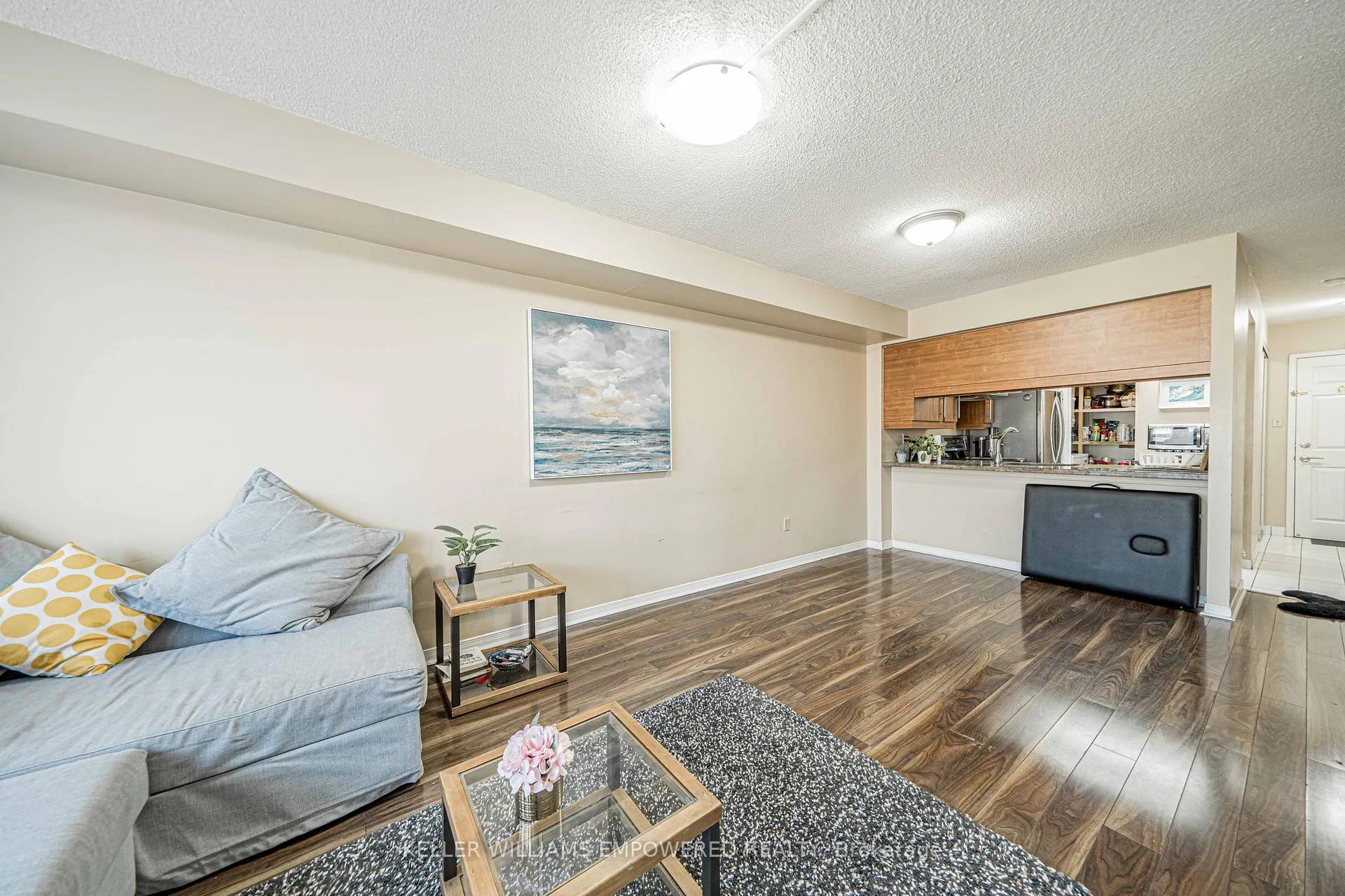 Photo 18 of Unit 806, 309 Major Mackenzie Drive E, Richmond Hill, Harding — HOMEH