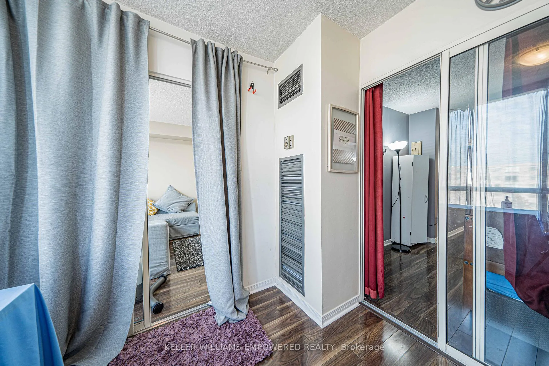 Photo 27 of Unit 806, 309 Major Mackenzie Drive E, Richmond Hill, Harding — HOMEH