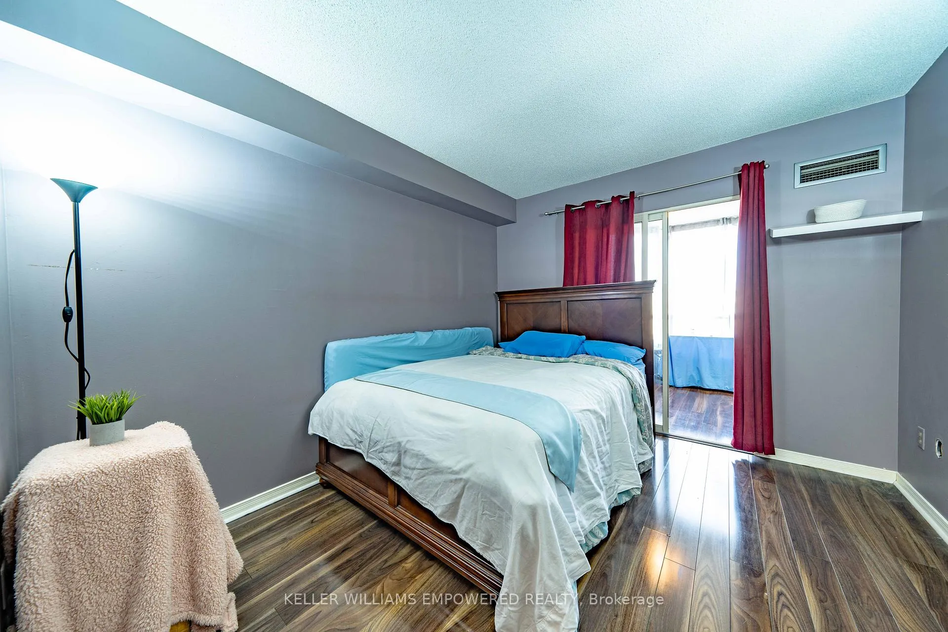 Photo 28 of Unit 806, 309 Major Mackenzie Drive E, Richmond Hill, Harding — HOMEH