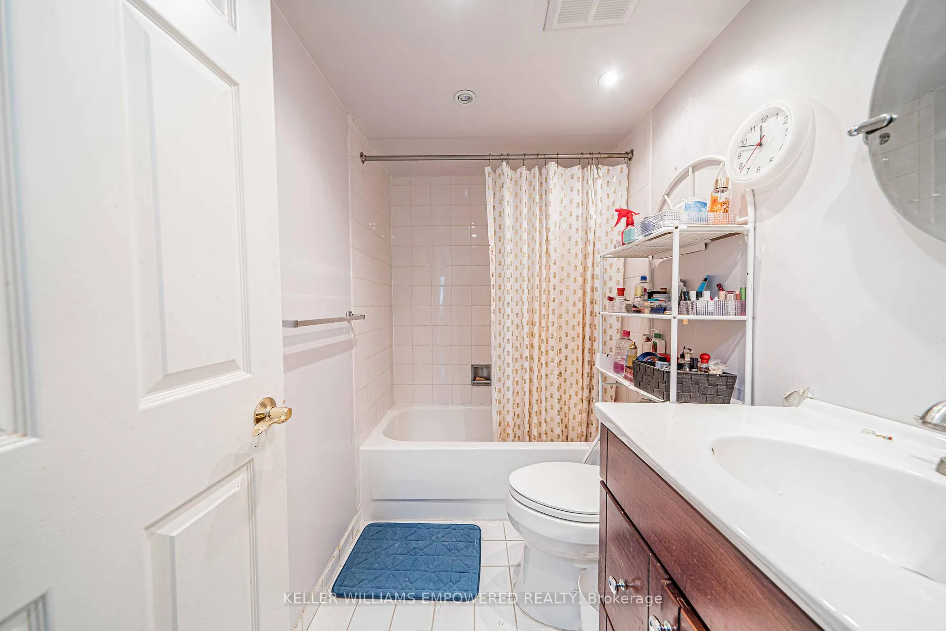 Photo 32 of Unit 806, 309 Major Mackenzie Drive E, Richmond Hill, Harding — HOMEH