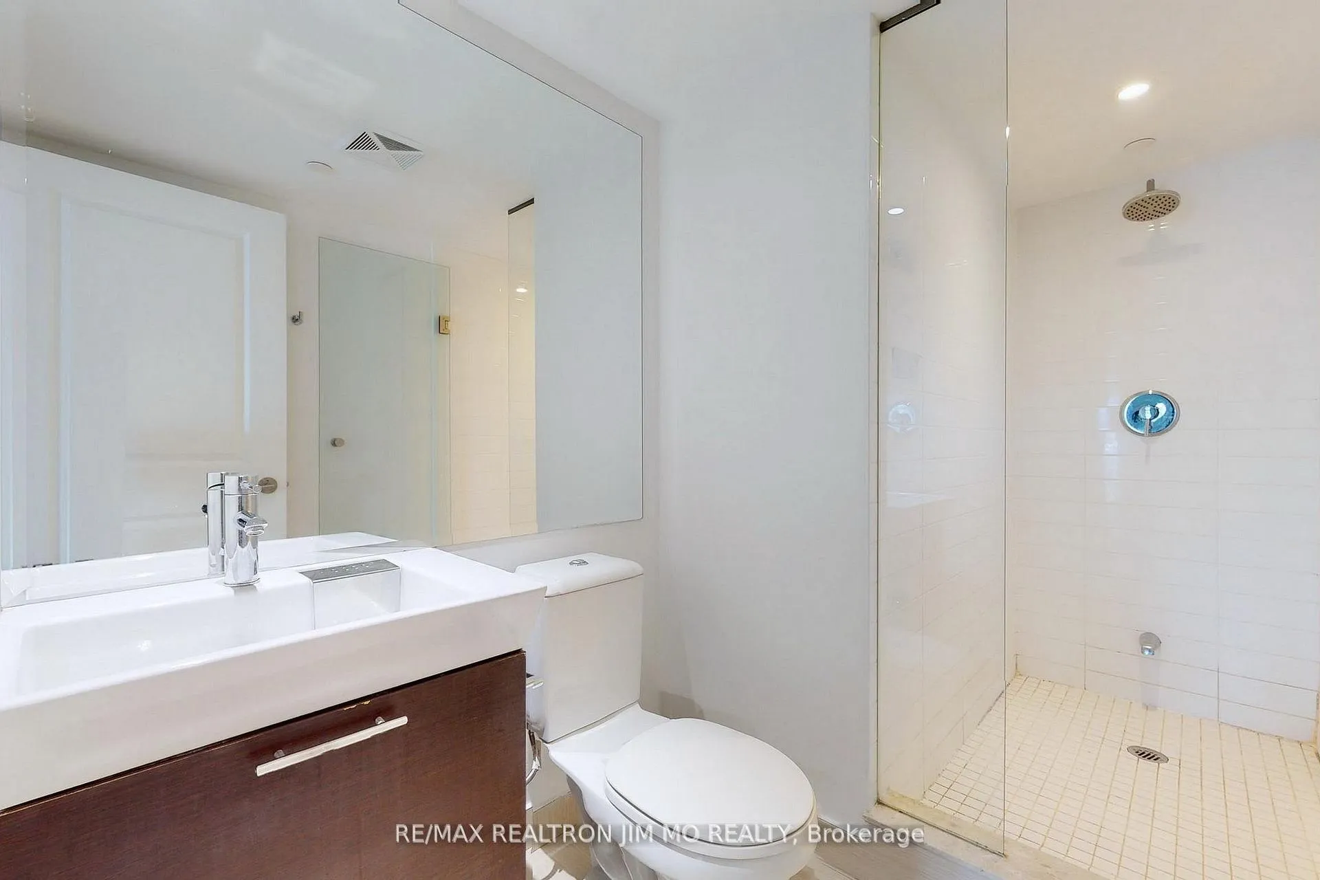 Photo 19 of Unit 2508, 386 Yonge Street, Toronto, Bay Street Corridor — HOMEH