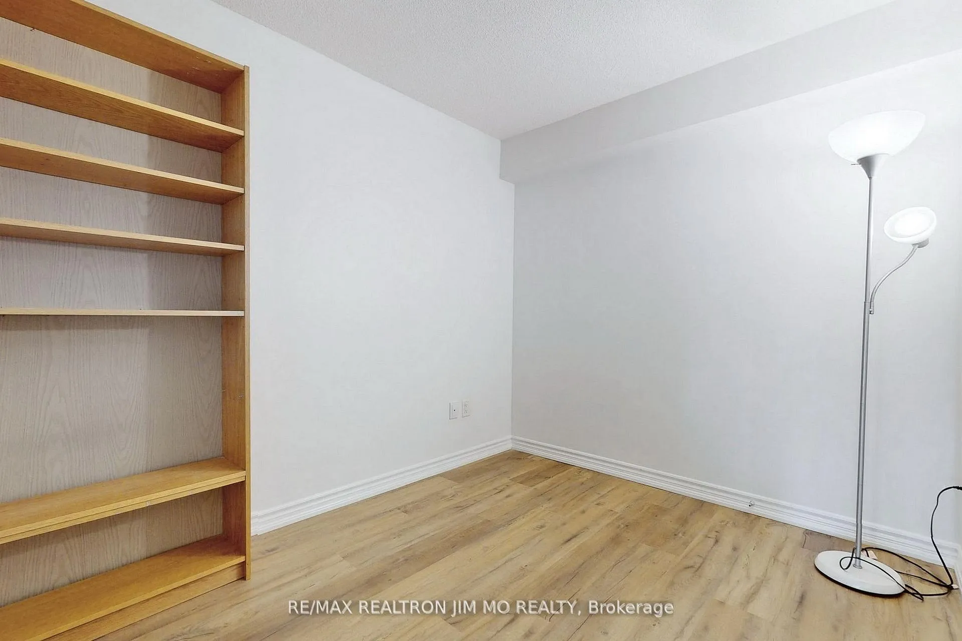 Photo 23 of Unit 2508, 386 Yonge Street, Toronto, Bay Street Corridor — HOMEH