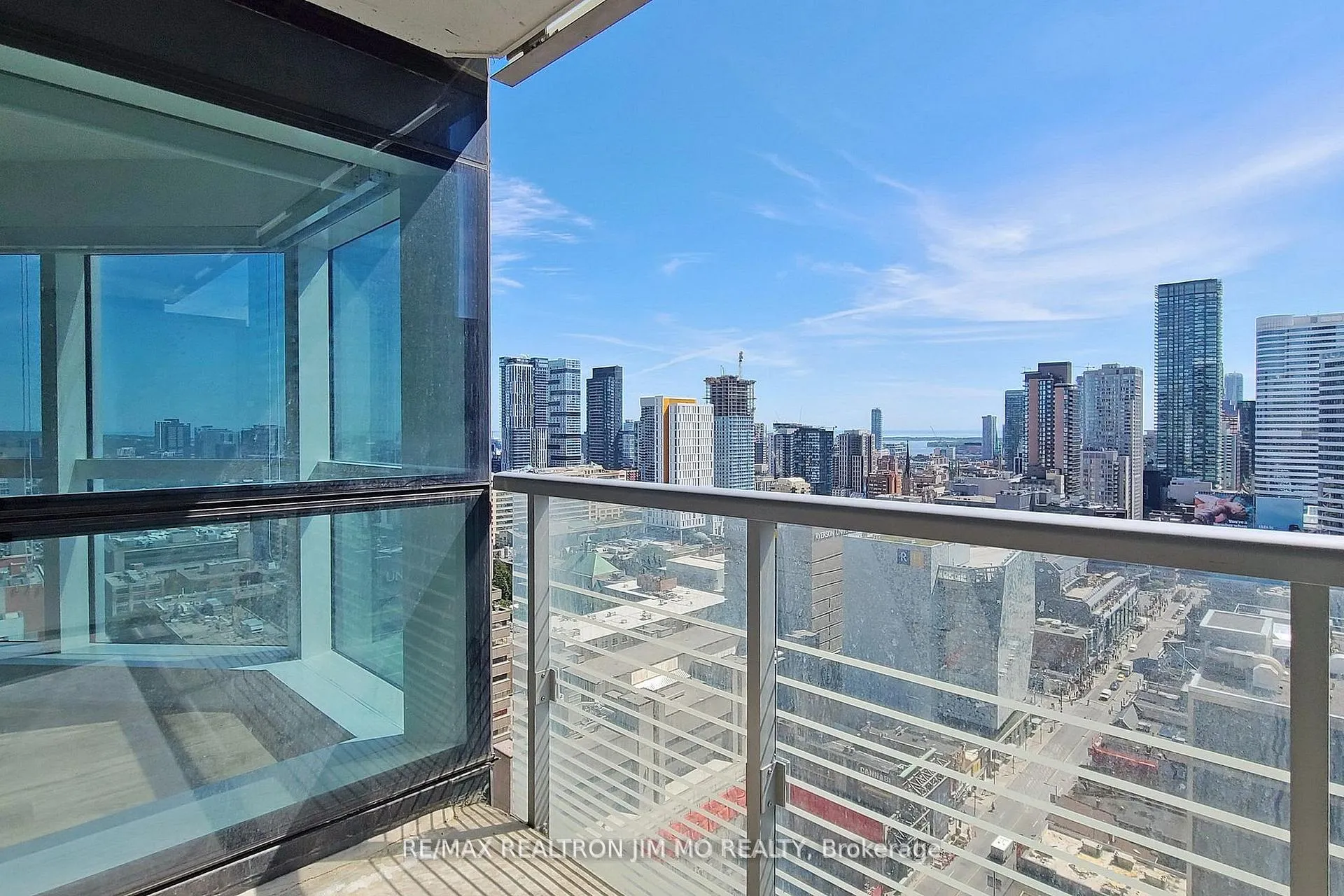 Photo 28 of Unit 2508, 386 Yonge Street, Toronto, Bay Street Corridor — HOMEH