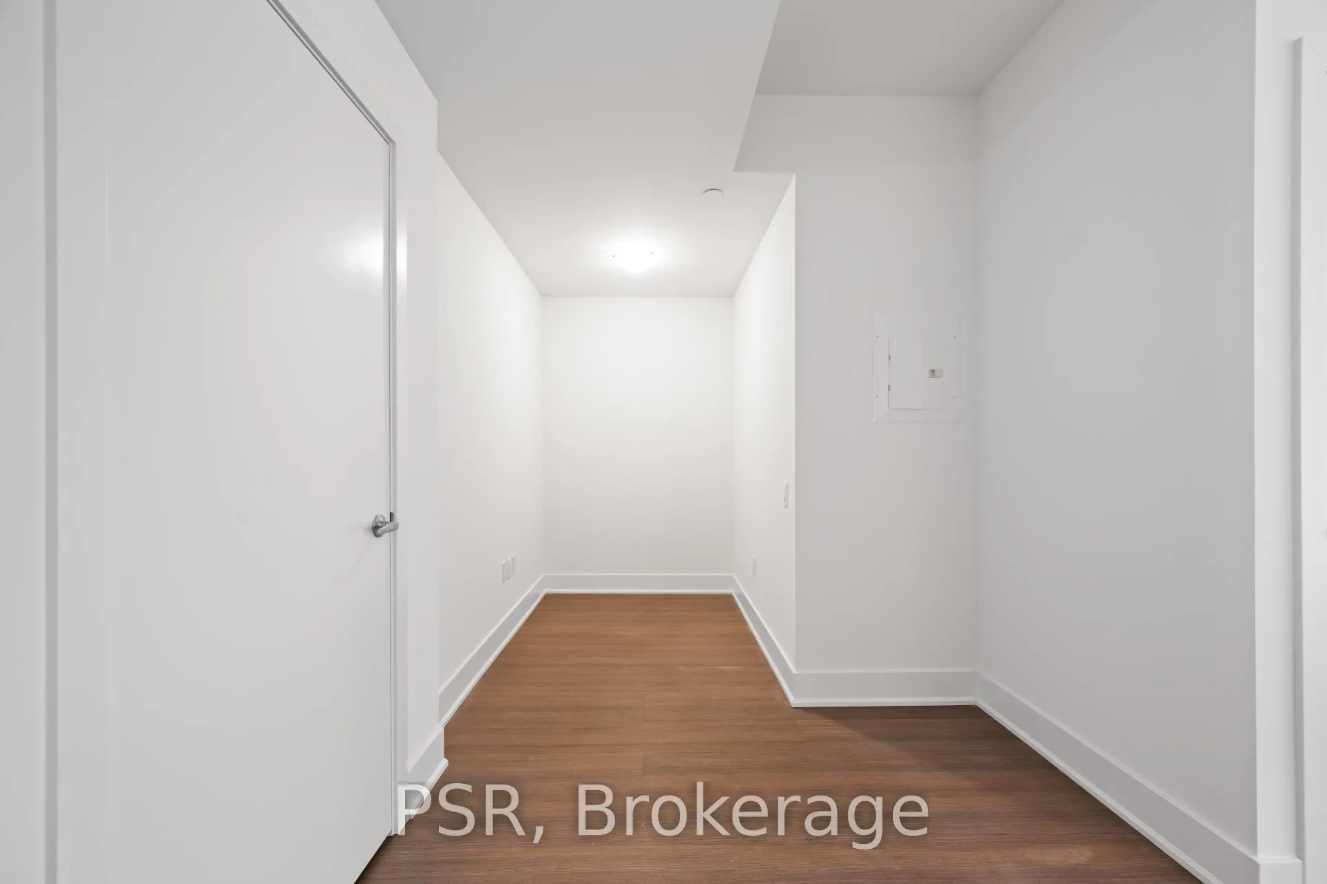 Photo 12 of Unit 710, 195 Deerfield Road, Newmarket, Central Newmarket — HOMEH
