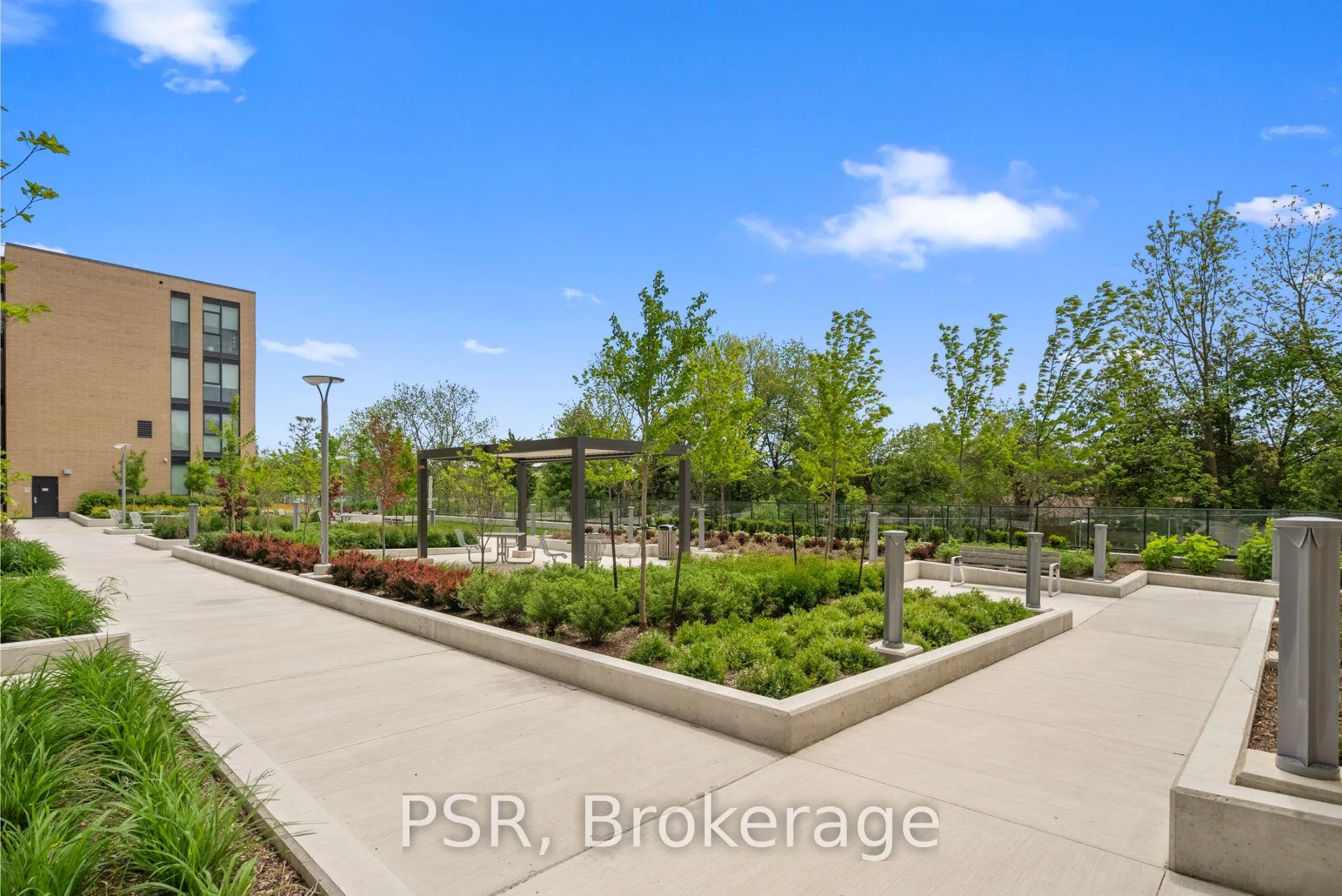 Photo 30 of Unit 710, 195 Deerfield Road, Newmarket, Central Newmarket — HOMEH