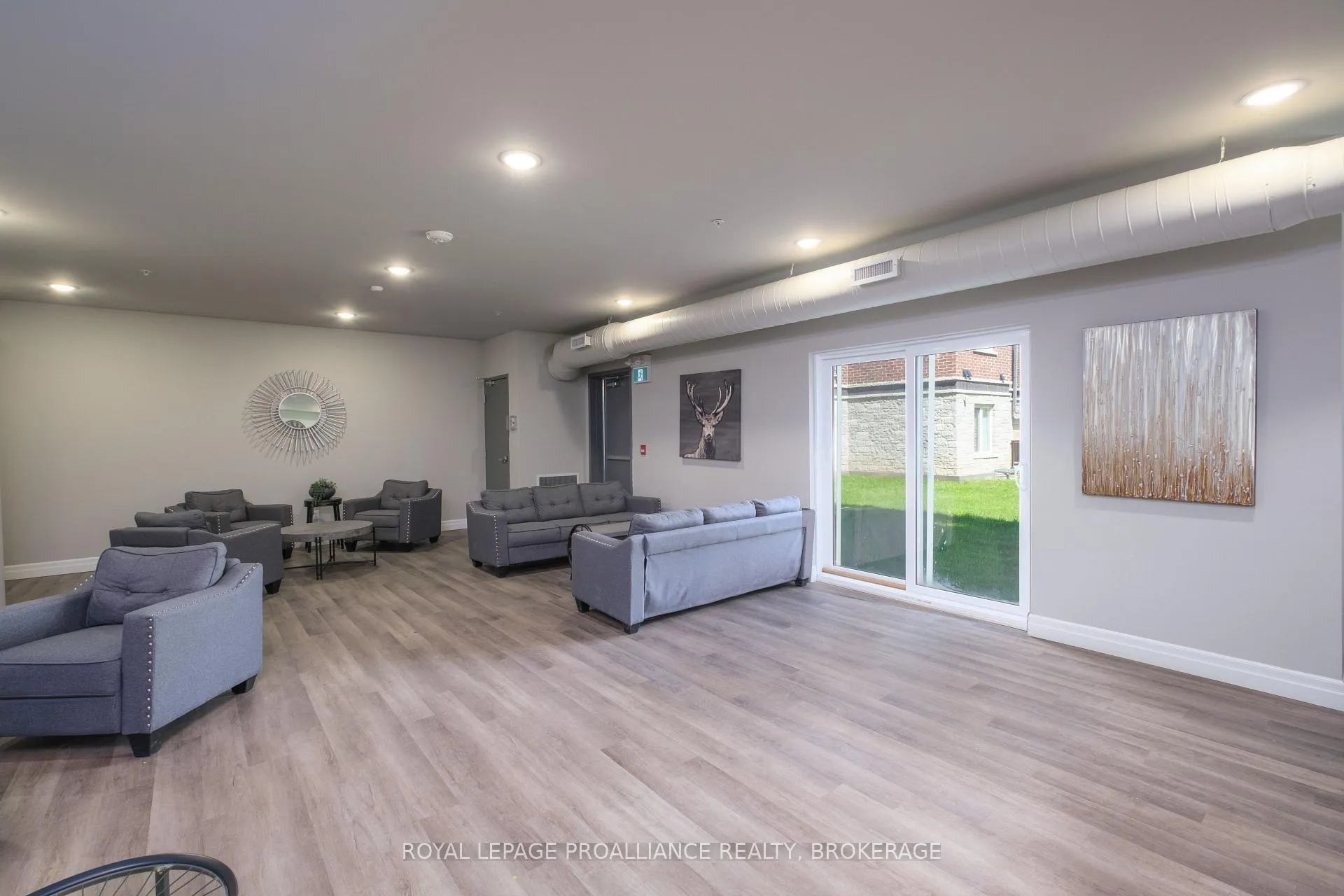 Photo 7 of Unit 402, 501 Frontenac Street, Kingston, Central City East — HOMEH