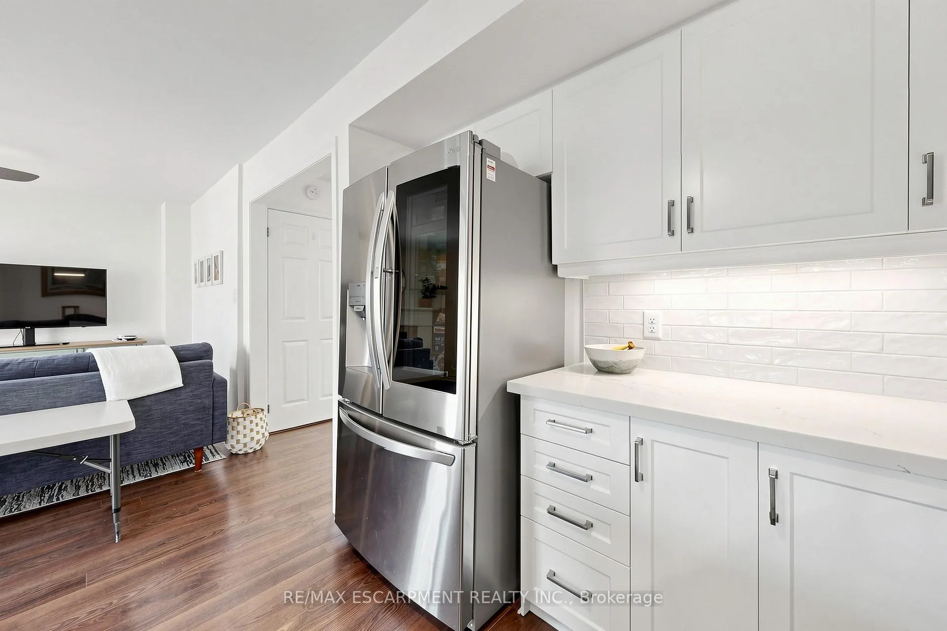 Photo 13 of Unit 1, 286 Hamilton Drive, Hamilton, Ancaster — HOMEH