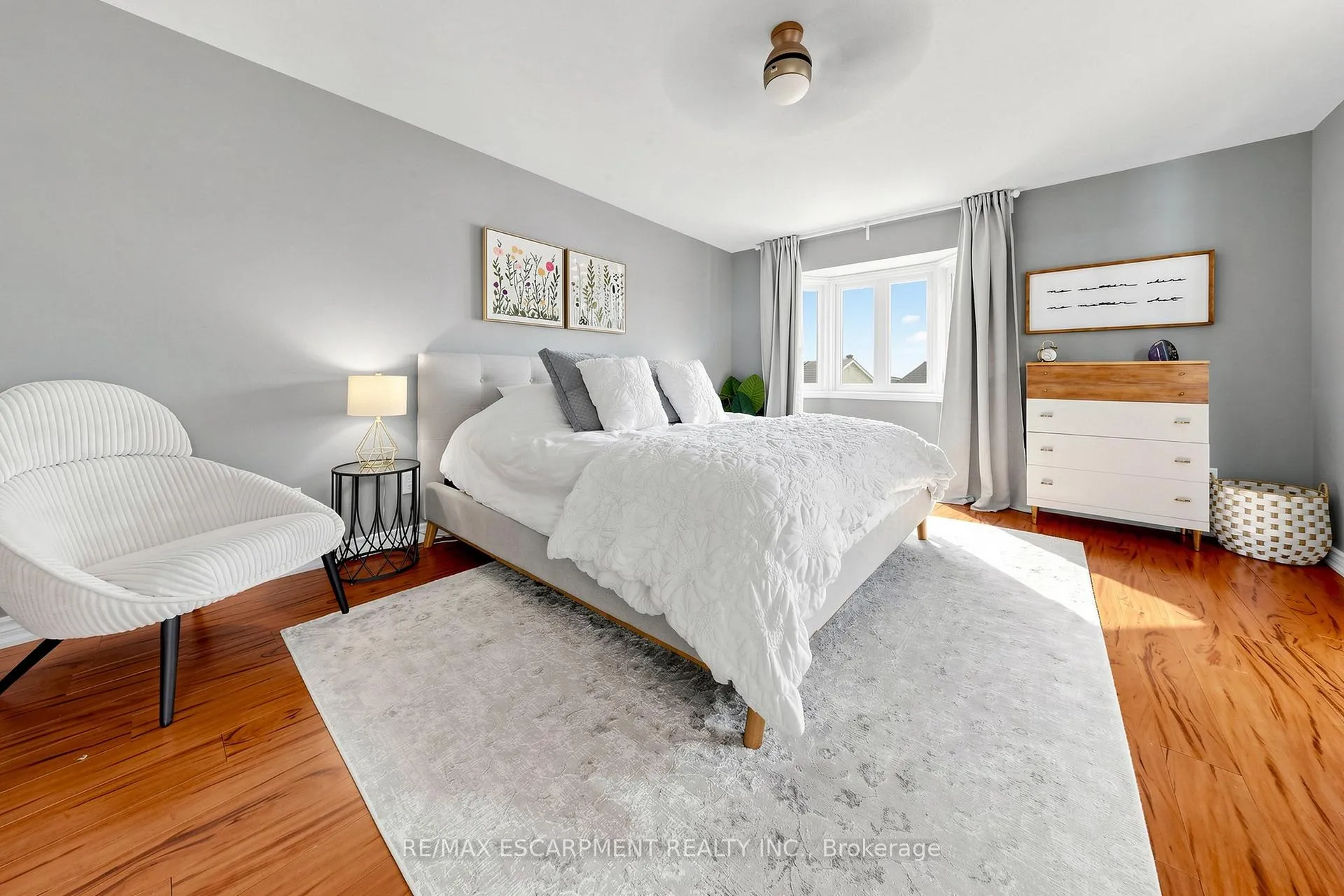 Photo 21 of Unit 1, 286 Hamilton Drive, Hamilton, Ancaster — HOMEH