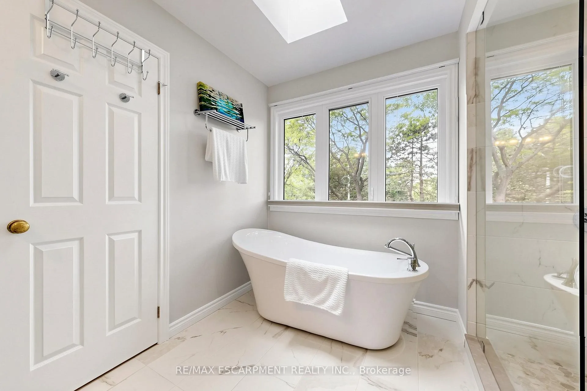Photo 26 of Unit 1, 286 Hamilton Drive, Hamilton, Ancaster — HOMEH