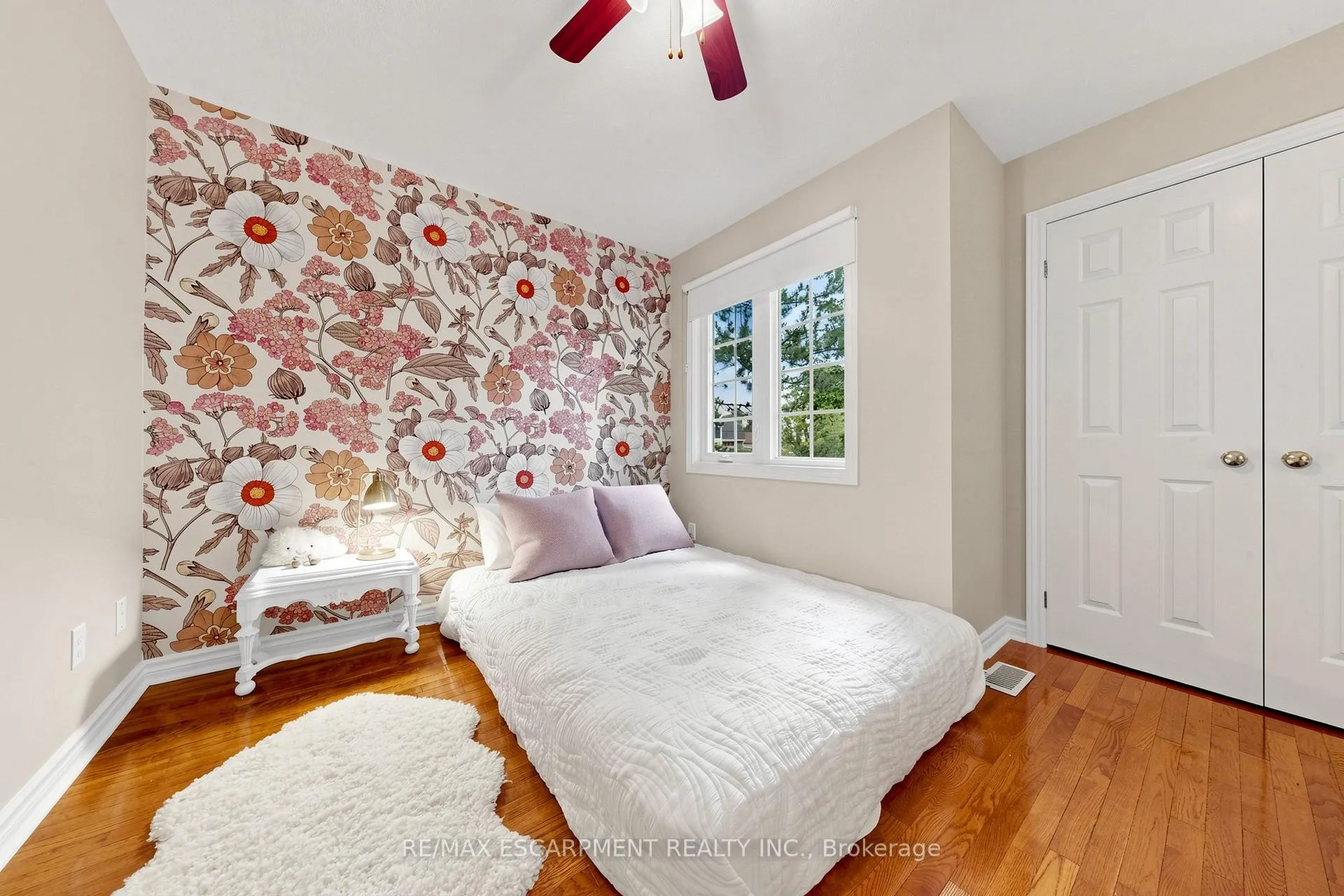 Photo 27 of Unit 1, 286 Hamilton Drive, Hamilton, Ancaster — HOMEH