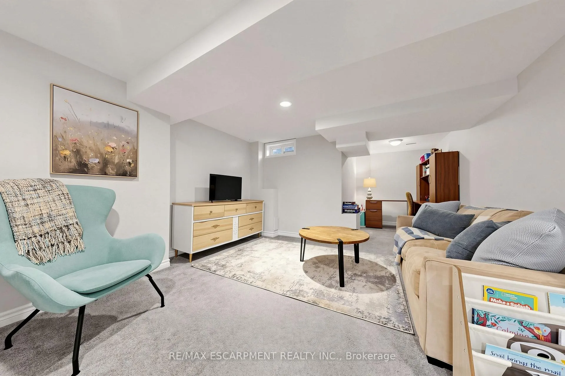 Photo 38 of Unit 1, 286 Hamilton Drive, Hamilton, Ancaster — HOMEH