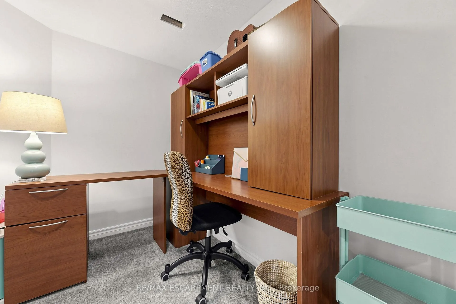 Photo 40 of Unit 1, 286 Hamilton Drive, Hamilton, Ancaster — HOMEH