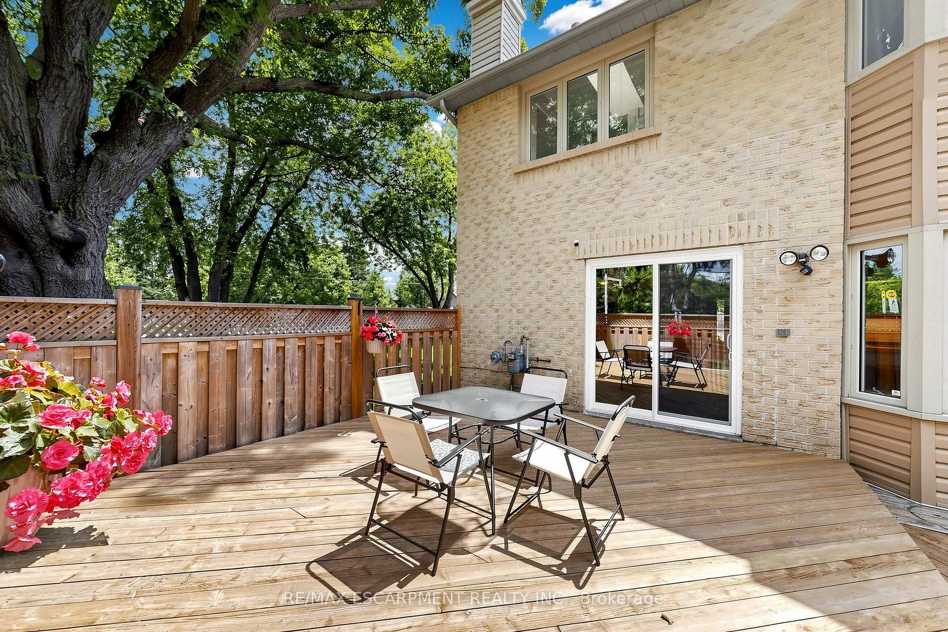 Photo 42 of Unit 1, 286 Hamilton Drive, Hamilton, Ancaster — HOMEH